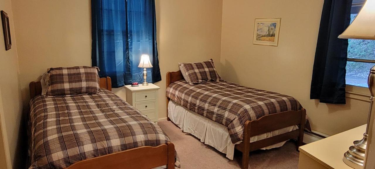 Arrowmont Stables & Cabins Cullowhee エクステリア 写真