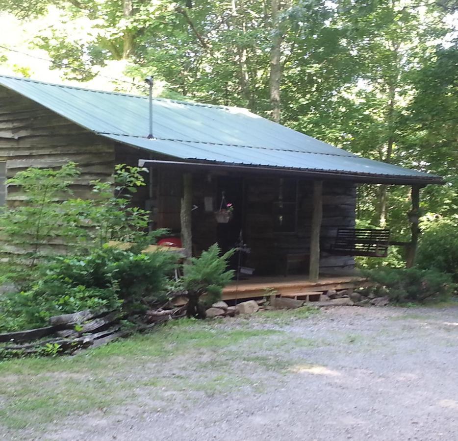 Arrowmont Stables & Cabins Cullowhee エクステリア 写真