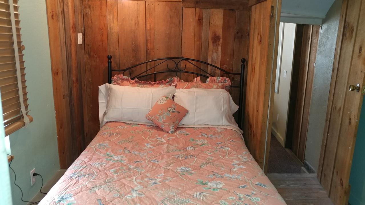 Arrowmont Stables & Cabins Cullowhee エクステリア 写真